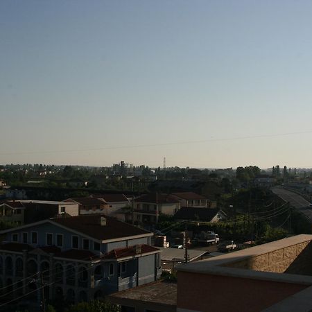 Hotel Siklad Lezhe Exterior photo